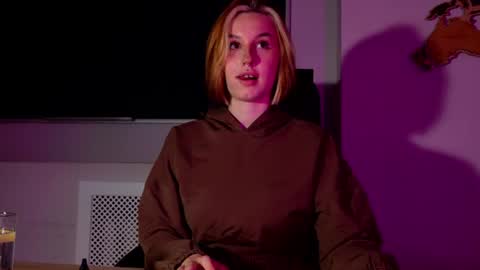 Claire online show from June 29, 2026, 2:39 pm