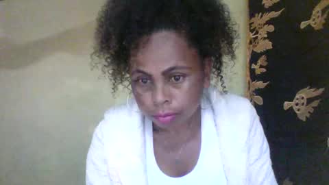 clairette9794 online show from May 29, 2026, 6:17 pm