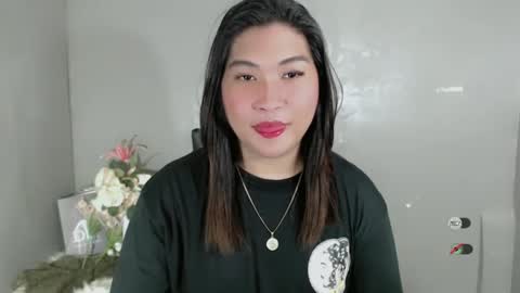 CLAIRE online show from February 6, 2025, 8:29 am