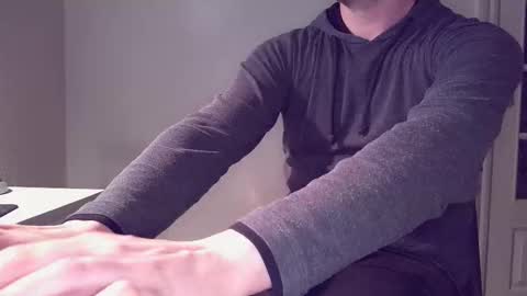 clamshive7 online show from February 14, 2026, 6:26 pm