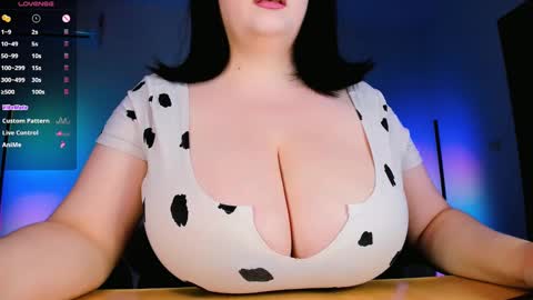 Clara  online show from December 15, 2024, 12:51 am