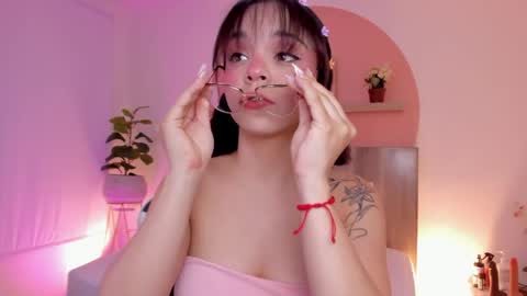 C L A R A online show from April 2, 2026, 3:04 am