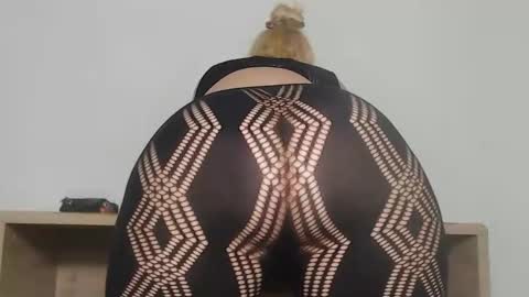 Clara online show from February 27, 2026, 9:04 pm