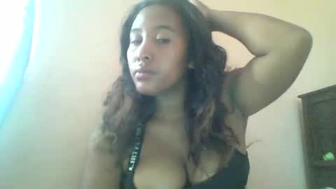 Clarah0123 online show from February 3, 2025, 7:51 am