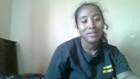 Clarah0123 online show from September 26, 2025, 8:29 am