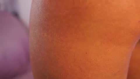 ClaraHazel online show from October 31, 2025, 6:14 am