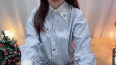 Clari online show from November 21, 2025, 1:26 am