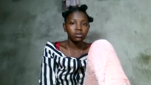 clarisse98 online show from March 13, 2026, 7:26 am