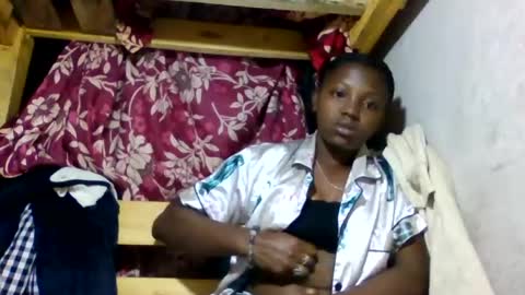 clarisse98 online show from June 18, 2026, 5:08 am