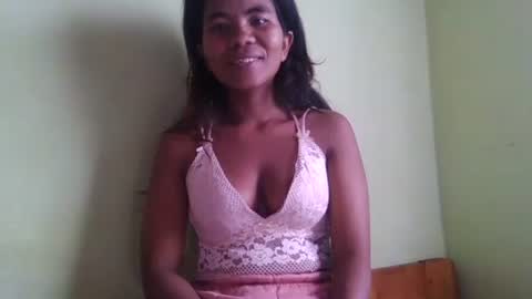 clarissezz online show from May 5, 2026, 6:43 am