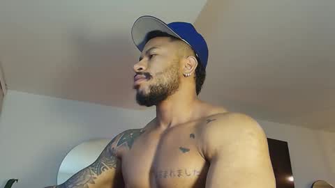 Snapshot of clark_strong chatting on January 18, 2026, 11:03 am clark_strong online show from January 18, 2026, 11:03 am