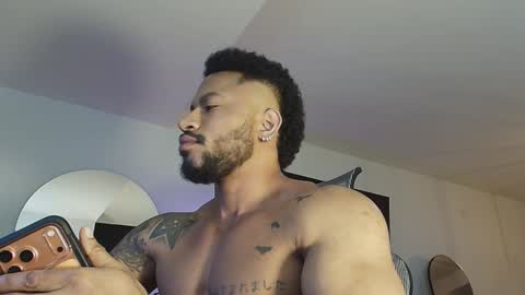 Snapshot of clark_strong chatting on February 22, 2026, 6:17 pm clark_strong online show from February 22, 2026, 6:17 pm