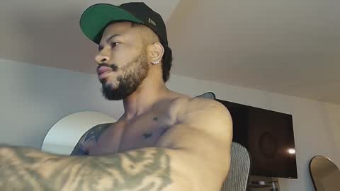 Snapshot of clark_strong chatting on February 28, 2026, 10:05 am clark_strong online show from February 28, 2026, 10:05 am