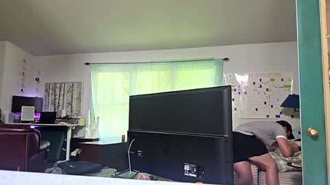 Snapshot of clarnbear chatting on July 6, 2026, 4:42 pm clarnbear online show from July 6, 2026, 4:42 pm
