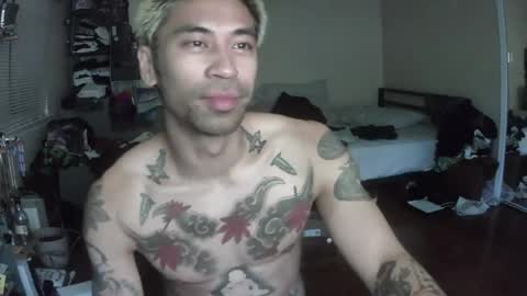 Snapshot of clarro chatting on May 7, 2026, 5:35 am clarro online show from May 7, 2026, 5:35 am