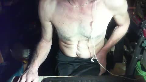 claudeg2523 online show from December 21, 2025, 3:08 pm