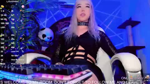 Snapshot of claudia_cooper chatting on March 2, 2025, 1:36 am online show from March 2, 2025, 1:36 am