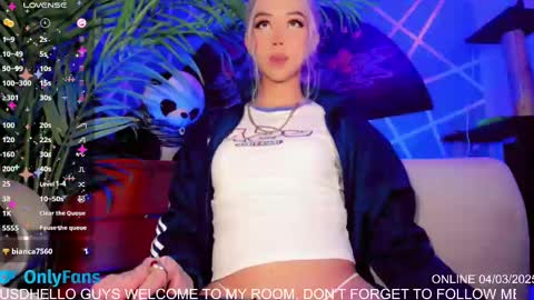 Snapshot of claudia_cooper chatting on March 5, 2025, 1:42 am online show from March 5, 2025, 1:42 am