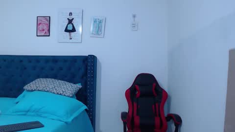 Clayr online show from February 7, 2026, 10:24 pm