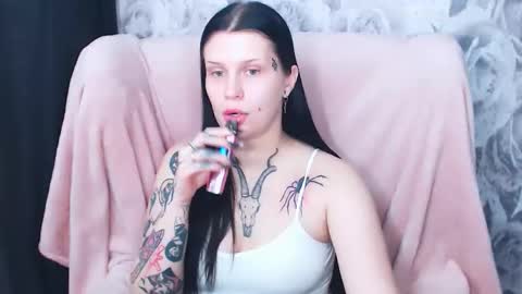 CleaDark online show from March 19, 2026, 8:35 pm