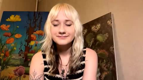 Jenny online show from October 13, 2025, 5:24 pm