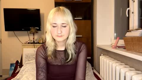 Jenny online show from November 1, 2025, 6:32 pm