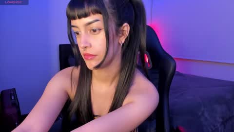 Snapshot of cleo_adams chatting on February 1, 2025, 4:14 am Cleo online show from February 1, 2025, 4:14 am