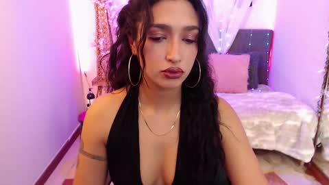 Cleo  online show from October 16, 2025, 11:39 pm