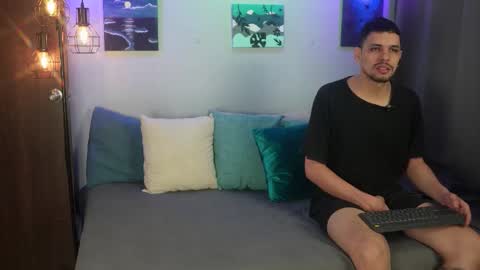 Girl Juliana and Federico online show from March 15, 2026, 5:02 am