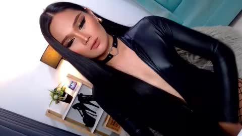 Cleo online show from April 8, 2026, 12:54 am