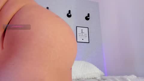 Snapshot of cleojhonson chatting on November 28, 2025, 9:01 am . Cleo Jhonson . online show from November 28, 2025, 9:01 am