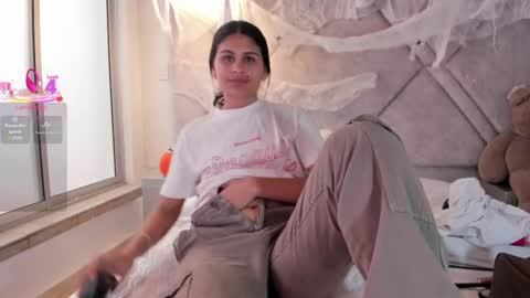 Snapshot of cleopatraa1 chatting on October 6, 2025, 7:11 pm Cleopatra online show from October 6, 2025, 7:11 pm