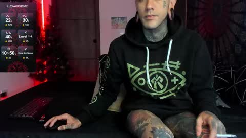 Snapshot of cleosexxx chatting on January 12, 2026, 10:31 am cleo y maikol online show from January 12, 2026, 10:31 am