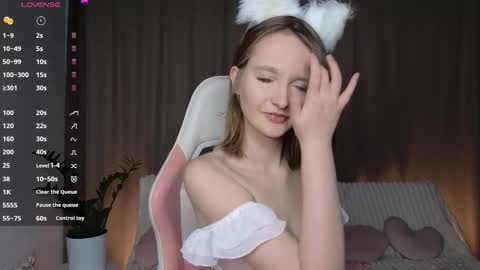 Alexis online show from September 29, 2025, 8:24 pm
