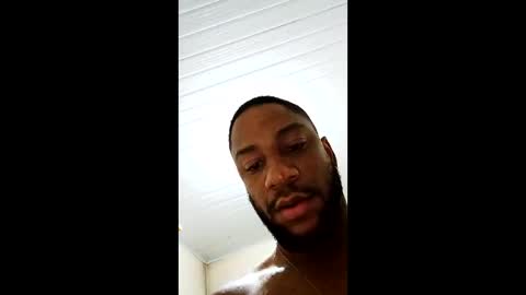 clerisonamorim online show from June 10, 2026, 2:12 am