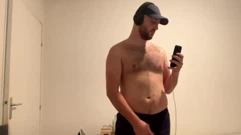 Snapshot of cleurj chatting on October 10, 2025, 12:59 pm cleurj online show from October 10, 2025, 12:59 pm