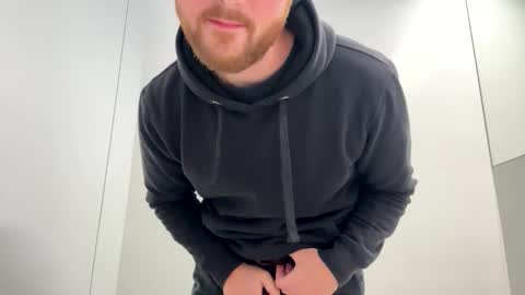 Snapshot of cleurj chatting on October 21, 2025, 5:46 pm cleurj online show from October 21, 2025, 5:46 pm