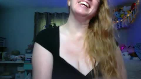 Kate online show from September 9, 2025, 10:20 pm