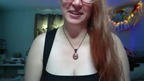 Kate online show from October 9, 2025, 1:42 pm