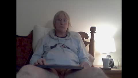 Snapshot of clitboy658752 chatting on December 2, 2025, 9:10 pm clitboy658752 online show from December 2, 2025, 9:10 pm