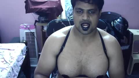 Snapshot of clitorisgspot69 chatting on March 9, 2025, 5:28 pm Raj online show from March 9, 2025, 5:28 pm