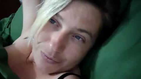 Snapshot of clittytastic chatting on September 23, 2025, 9:29 pm Syl online show from September 23, 2025, 9:29 pm