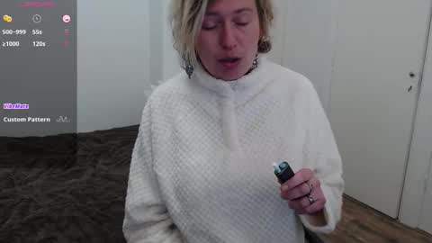 Snapshot of clittytastic chatting on January 11, 2026, 3:06 pm Syl online show from January 11, 2026, 3:06 pm