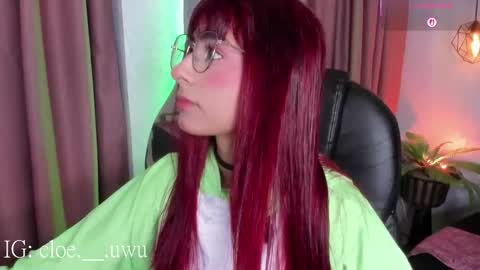 Cloe online show from November 12, 2025, 12:05 pm