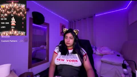 Snapshot of cloe_small08 chatting on October 28, 2025, 1:20 am cloe small online show from October 28, 2025, 1:20 am