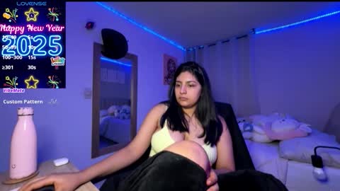 Snapshot of cloe_small08 chatting on November 12, 2025, 6:14 am cloe small online show from November 12, 2025, 6:14 am