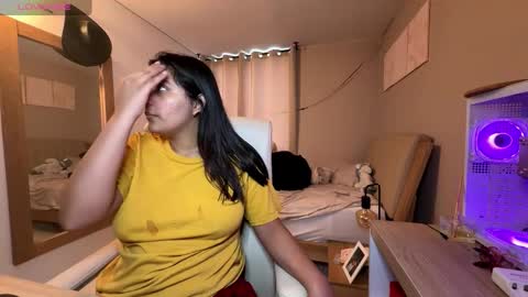 Snapshot of cloe_small08 chatting on February 8, 2026, 10:02 pm cloe small online show from February 8, 2026, 10:02 pm