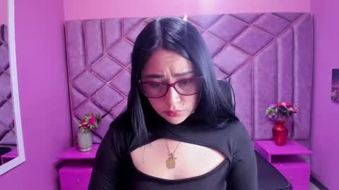 CloeBonnie online show from September 9, 2025, 1:10 pm