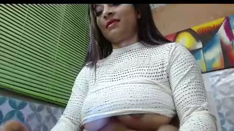 cloenjones online show from July 5, 2026, 4:19 am