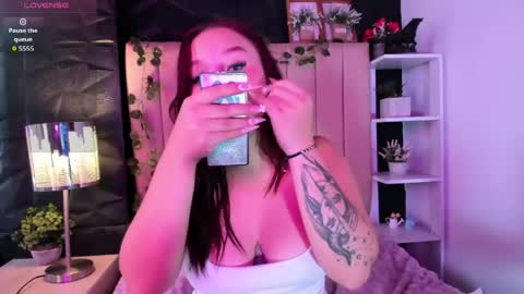 Snapshot of cloey_bentley chatting on May 12, 2026, 8:39 pm cloey_bentley online show from May 12, 2026, 8:39 pm